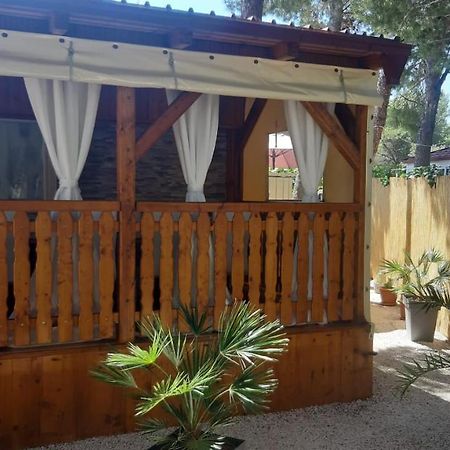 Mobile Home Lucan دراغ المظهر الخارجي الصورة